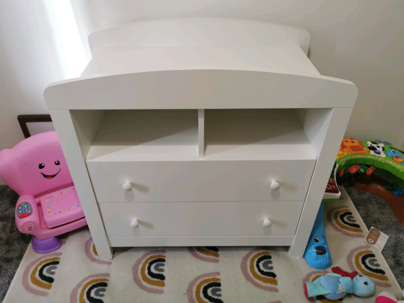 gumtree baby changing unit